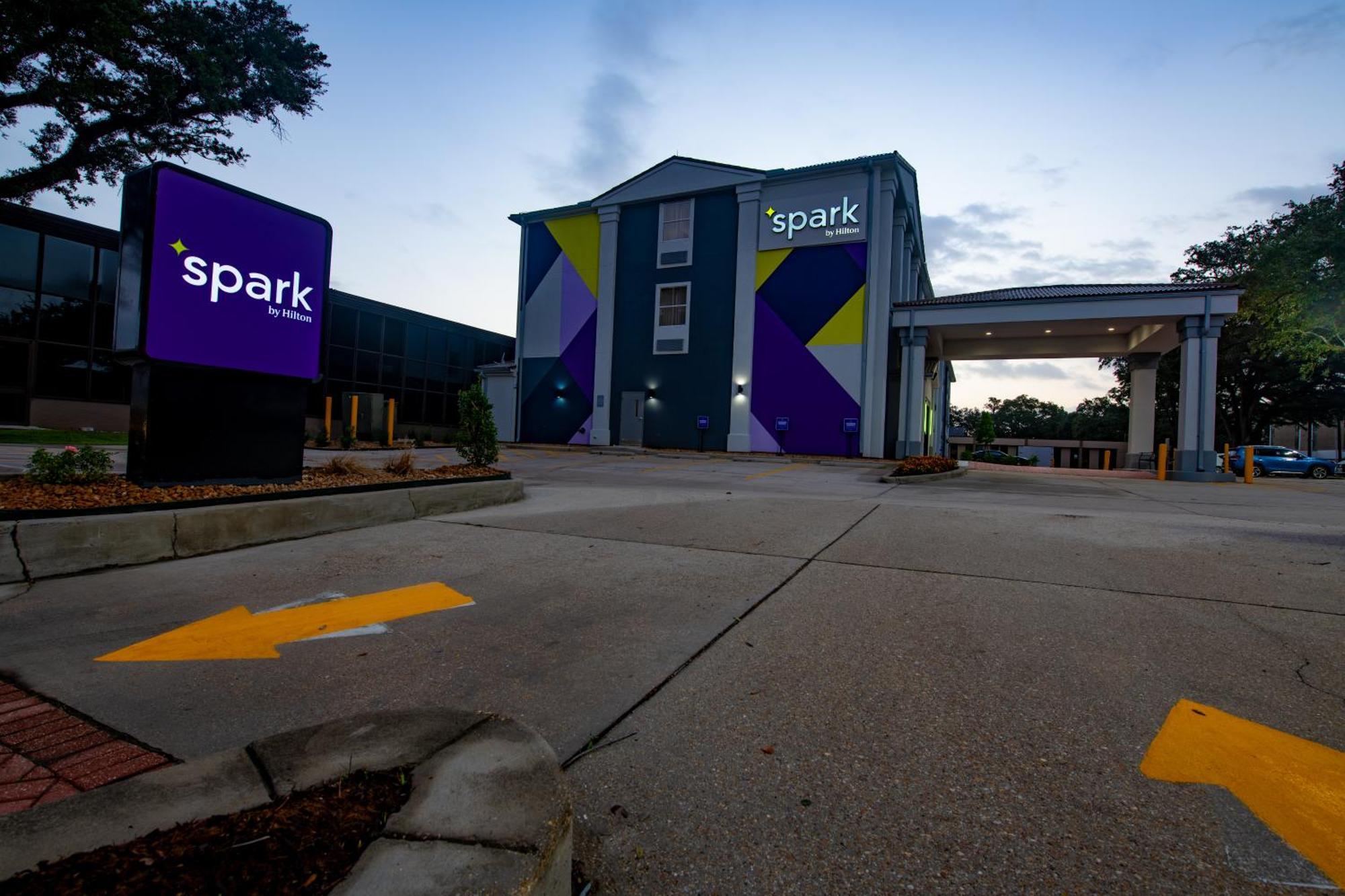 Spark By Hilton Lafayette South Exterior photo